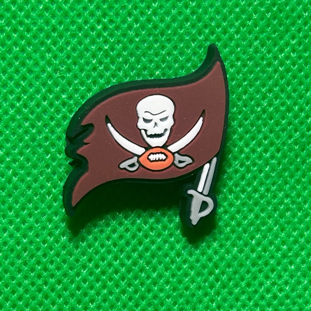 🌼 (5/$10 or 10/$15) NEW “NFL”  Croc Charm Collection Tampa Bay Buccaneers